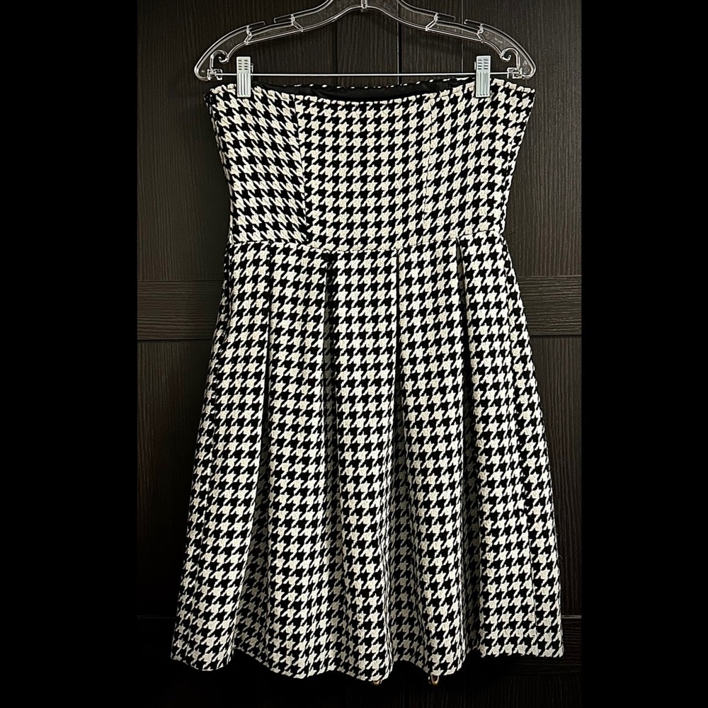 EUC Delia*s Houndstooth Strapless Dress - 9/10 - Picture 4 of 14